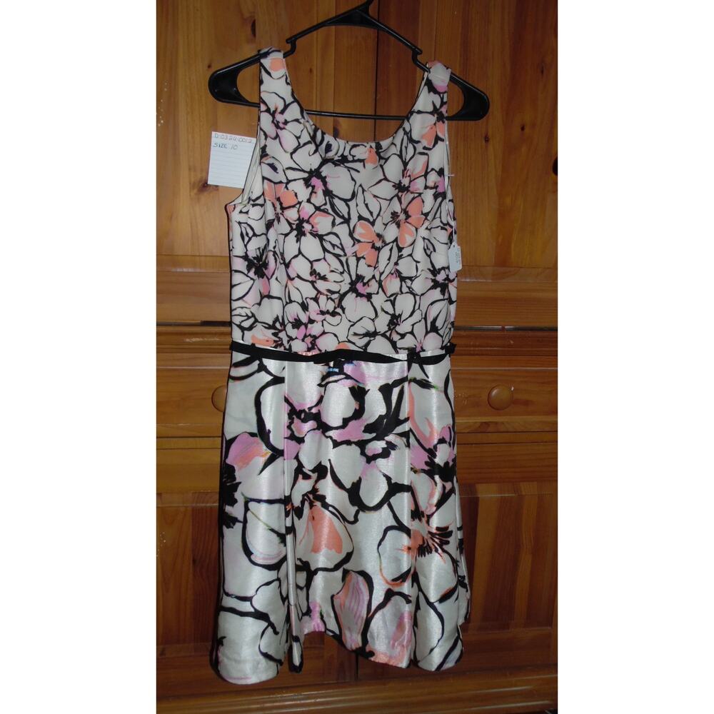 NWT Just...Taylor dress size 10
